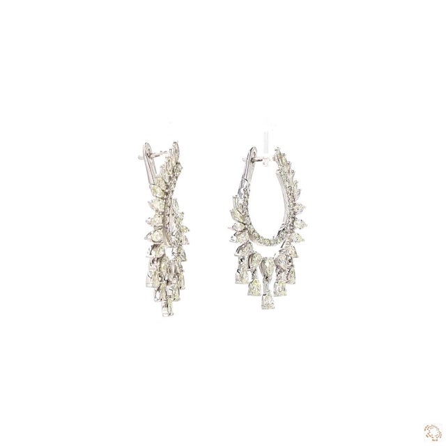 4.17 Carat Round Brilliant Cut Diamond Gold Earrings, Pair For Sale - Image 9 of 9