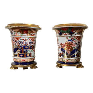 Antique Early 19th Century English Regency Spode 967 Imari Porcelain Vases With Animal Paw Feet Circa 1810 - A Pair