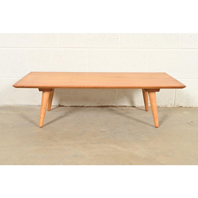 Mid-Century Modern Paul McCobb Planner Group Solid Maple Coffee Table, 1950s For Sale - Image 3 of 9