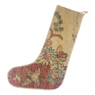 Vintage Turkish Kilim Christmas Stocking With Red Star Motif, Cream Wool, 11.8 X 17.7 in – Handwoven One of a Kind Decor For Sale