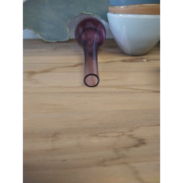 Mid-Century Glass Sommerso Bud Stem Vase, Raspberry Burgundy Wine Coloring For Sale - Image 4 of 6