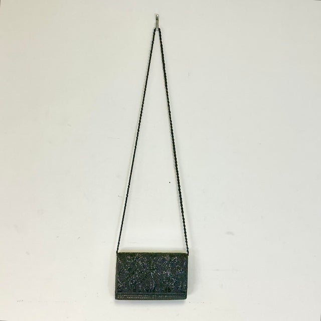 Art Deco 1980s Vintage Art Deco Hollywood Regency Hand Beaded Platinum Gray Evening Handbag Clutch For Sale - Image 3 of 12
