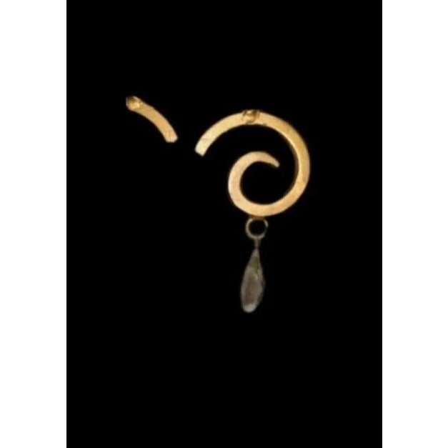 Gold Spanish Revival Iron Candelabra With Scrolls and 5 Thick Spaces: Heavy Fireplace Candle Holder for Soft, Elegant Rustic Lighting / Chandelier For Sale - Image 8 of 8