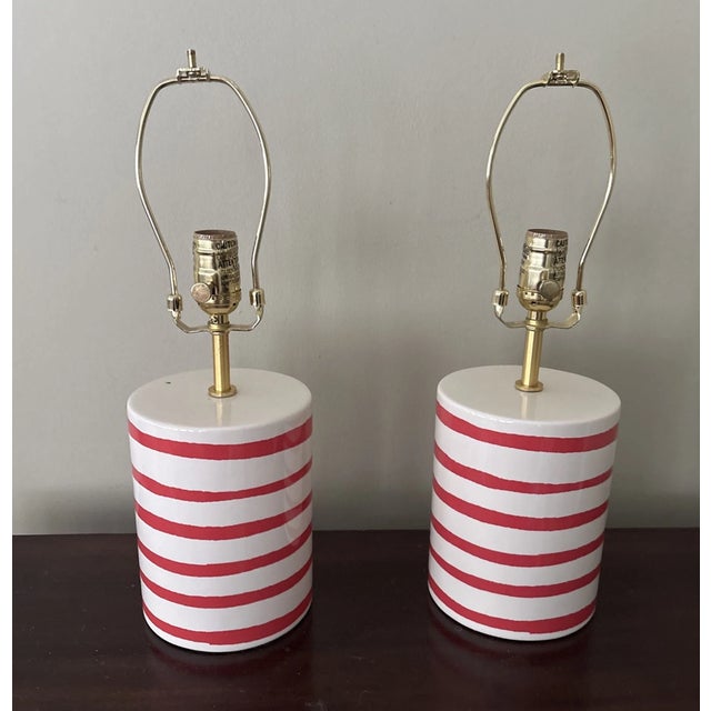 1990s Kate Spade Pink Striped Ceramic Cylinder Lamps - Set of 2 For Sale In Orlando - Image 6 of 7