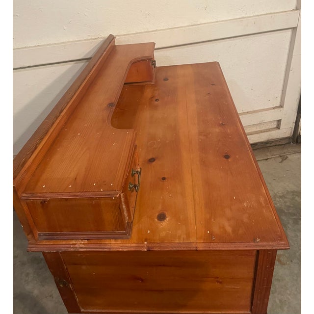 French Vintage French Pine Dressing Chest With Decorative Swags For Sale - Image 3 of 12