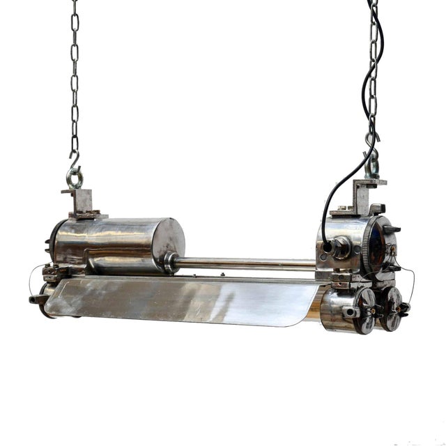 Industrial Aluminum Cast Explosion-Proof Fluorescent Light, 1970s For Sale - Image 3 of 18