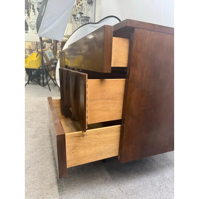 Mid-Century Modern American of Martinsville Walnut 9-Drawer Dresser or Credenza For Sale - Image 14 of 18