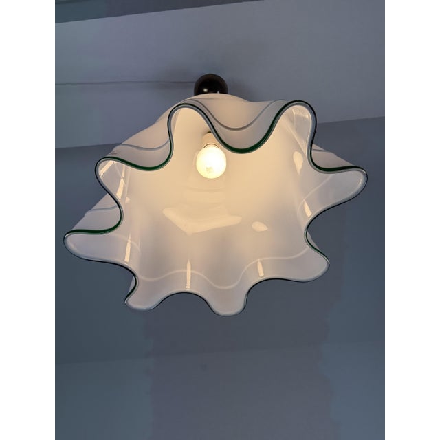 Milk and Green Murano Glass Fazzoletto Pendant in the style of Venini, 1970s. For Sale - Image 10 of 12