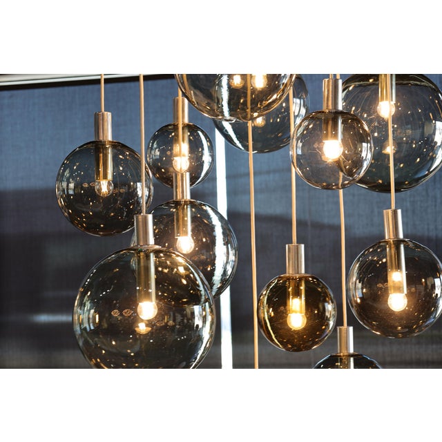 1970s Monumental Cascade Chandelier by Lightolier, 16 Globes For Sale - Image 12 of 13