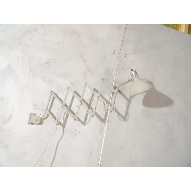 Bauhaus Model 110 Scissor Wall Lamp by H. Th. J. A. Busquet for Hala Zeist, Netherlands, 1960s For Sale - Image 10 of 14