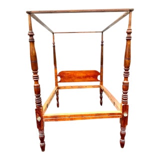 Antique American Early 19th Century Canopy Bed For Sale