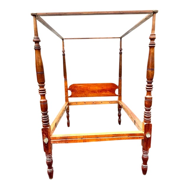 Antique American Early 19th Century Canopy Bed For Sale