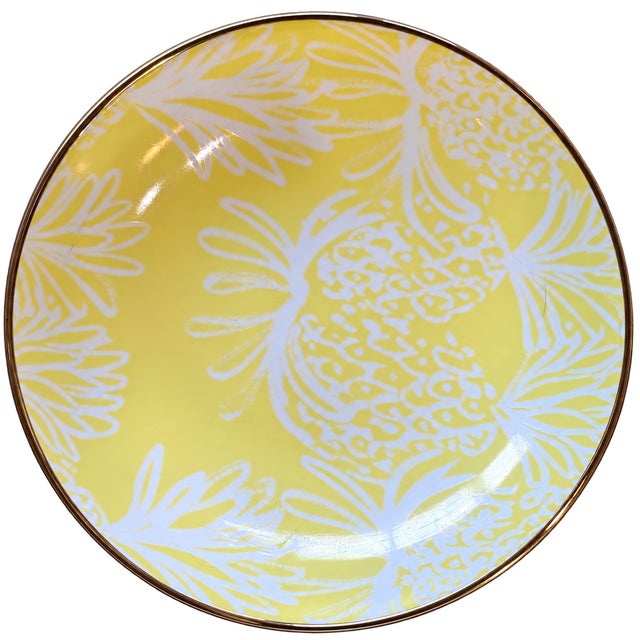 2010s Lilly Pulitzer for Target Limited Edition Collaboration Porcelain Bowls Featuring an 18-Karat Gold Trim — Set of 4 For Sale - Image 5 of 6