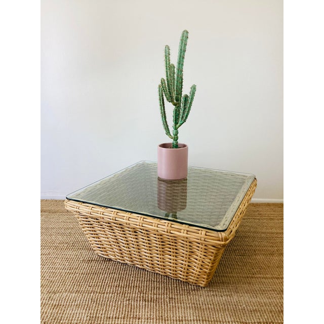 Vintage 1980s Woven Rattan / Reed Square Coffee Table McGuire Style For Sale In Palm Springs - Image 6 of 11