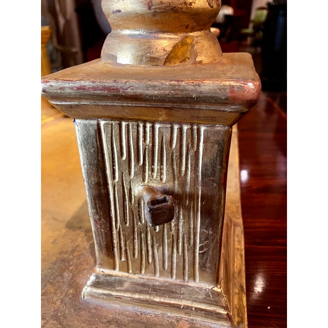 Antique Italian Architectural Element Hand-Carved and Gilded Wooden Tabernacle For Sale - Image 12 of 15