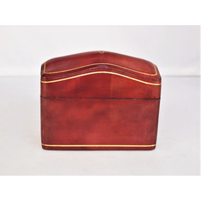 Italian 1990s Italian Hand-Crafted Leather Box for Playing Cards For Sale - Image 3 of 7