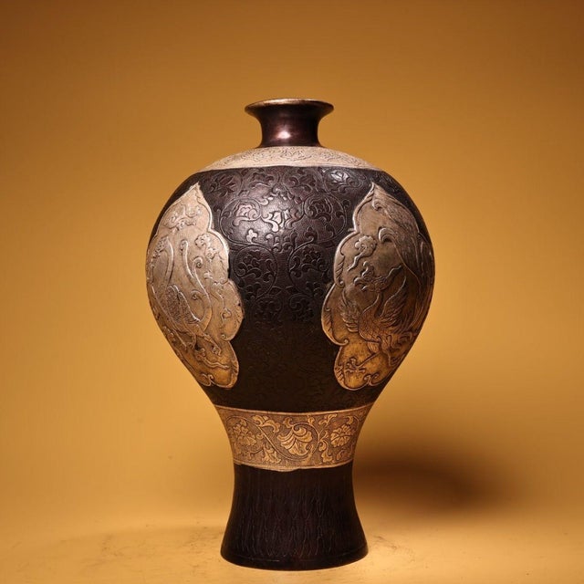Large Vintage Bronze Mythical Beast Vase - Asian Chinoiserie High-Relief Sculptural Vessel For Sale In Los Angeles - Image 6 of 10