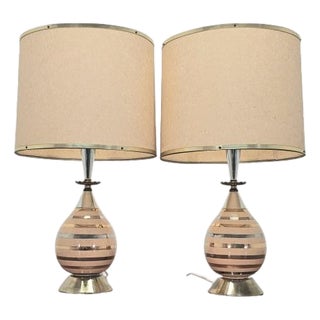 Mid 20th Century Wescal Atomic Ceramic Table Lamps With Original Fiberglass Shades - a Pair For Sale
