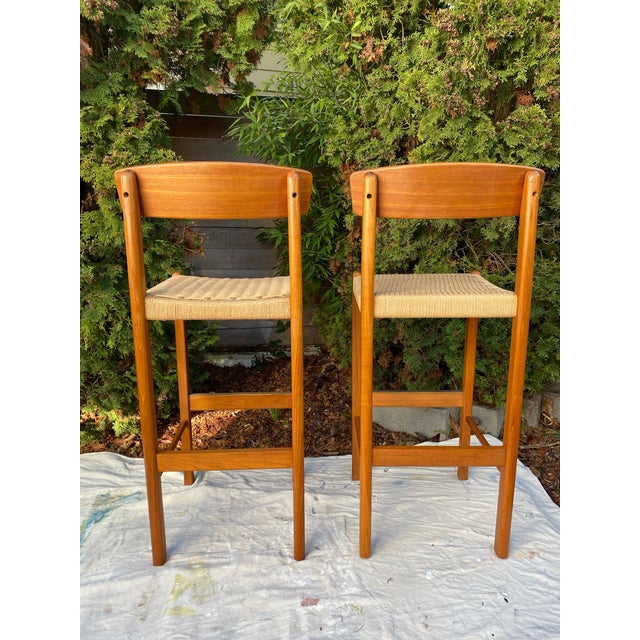 Pair Vintage Teak Bar Stools Sun Cabinet Co. 31" Height Mid-Century Modern Paper Cord For Sale - Image 4 of 10