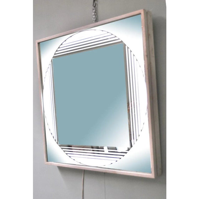 Mid-Century Modern Backlit Mirror by Gianni Celada for Fontana Arte, 1960s For Sale - Image 3 of 7