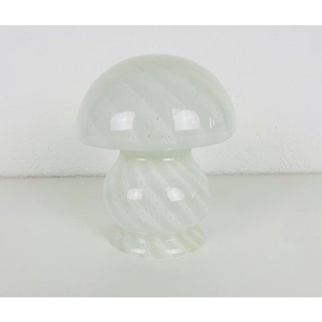 Metal 1970s Vetri d‘Arte Murano Glass Mushroom Table Lamps, Italy- A Pair For Sale - Image 7 of 10