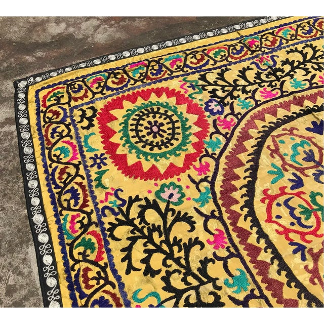 Silk and Cotton Yellow Suzani Bedding/Tablecloth For Sale In Los Angeles - Image 6 of 10