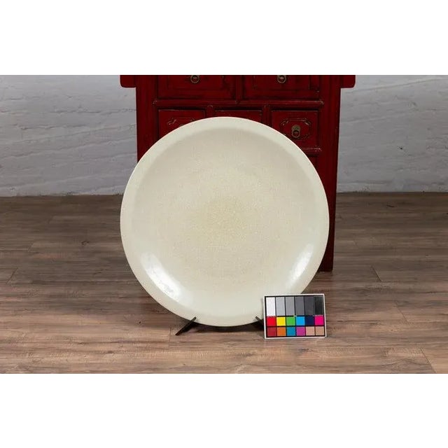 Chinese Vintage Chinese Beige Ceramic Charger Plate from the 1980s For Sale - Image 3 of 12