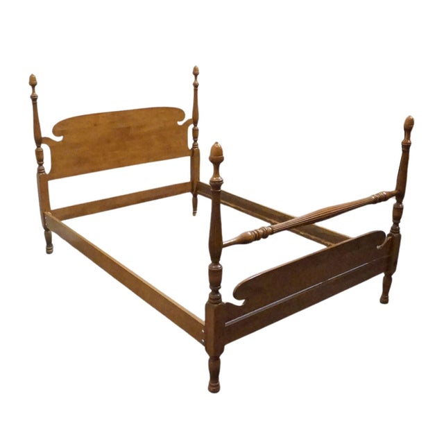 American Ethan Allen / Baumritter Heirloom Nutmeg Maple Colonial Early American Full Size Four Poster Bed 588 For Sale - Image 3 of 10