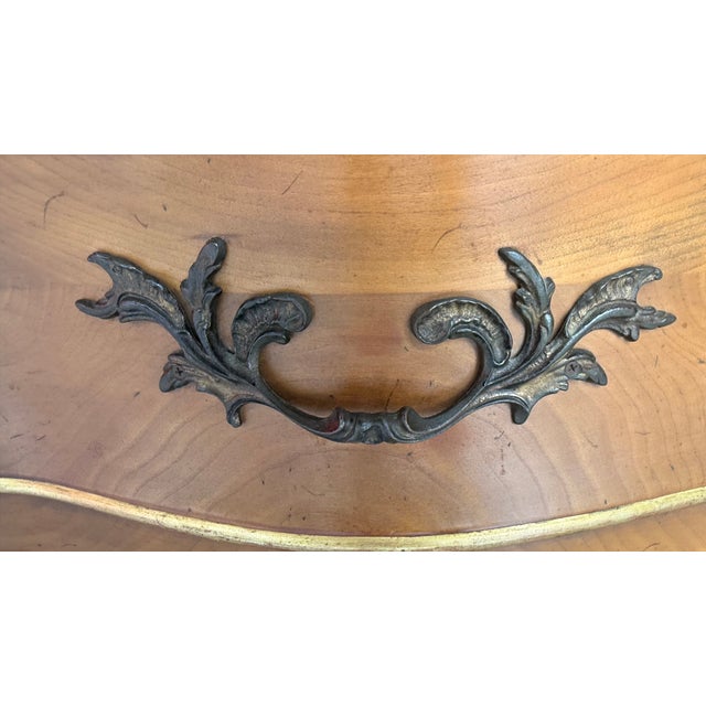 Late 20th Century Pair of John Widdicomb Louis XV Style Marble-Top Nightstands For Sale - Image 13 of 16
