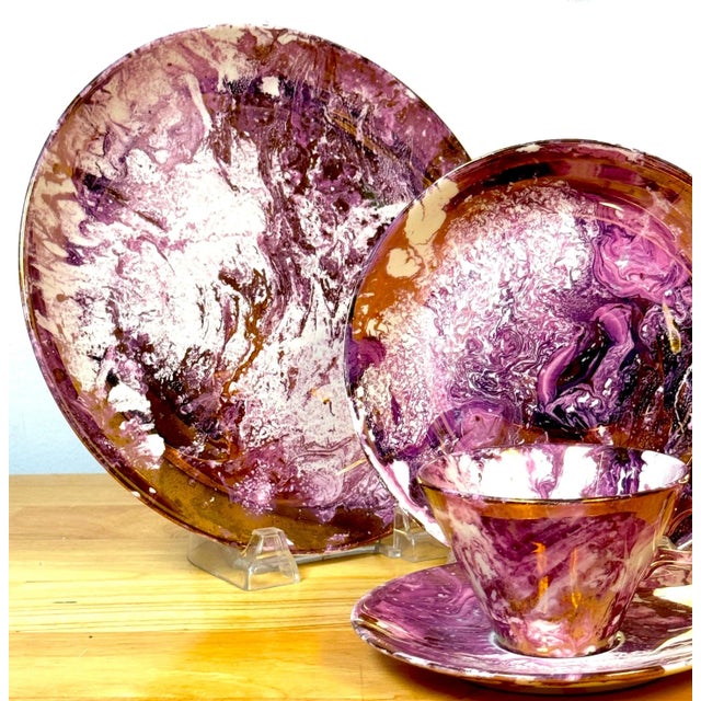 Ceramic Sascha Brastoff 'Surf Ballet -Pink' for Jill Stevens Miami Beach, Service For 8 For Sale - Image 7 of 12