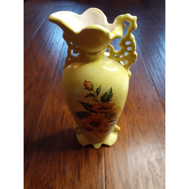 1980s Yellow Floral Majolica Vase Made in Mexico For Sale - Image 10 of 10