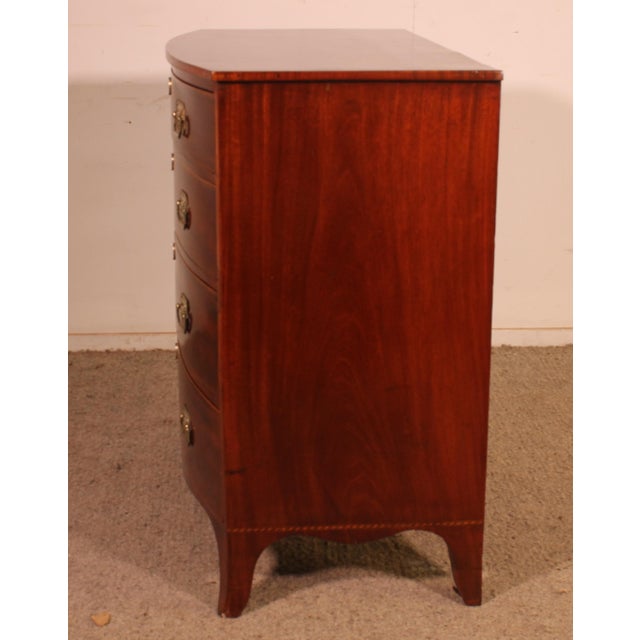 Bombé Chest of Drawers in Mahogany, 1800s For Sale - Image 6 of 14