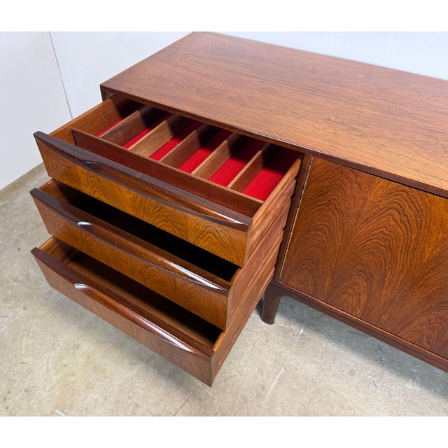 1960s Mid Century Modern Rosewood Sideboard Credenza by McIntosh For Sale In New York - Image 6 of 12