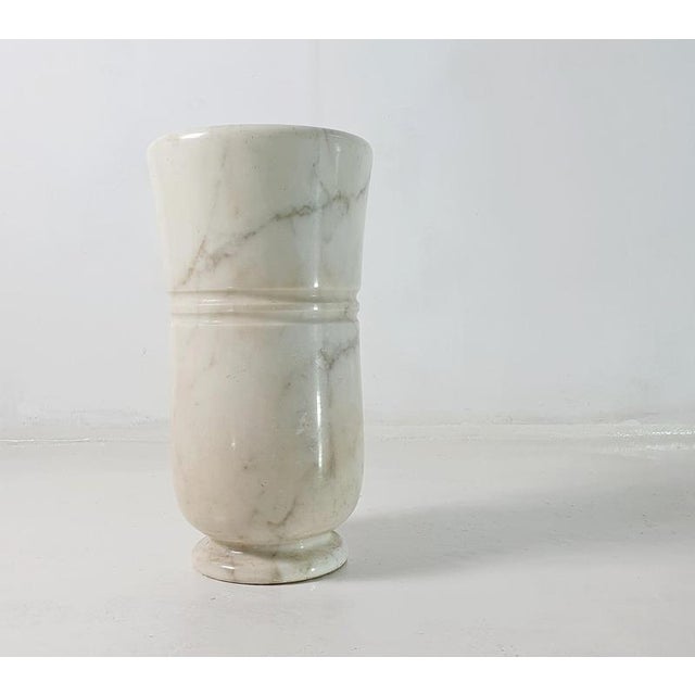 White Mid-Century Modern Umbrella Stand in Carrara Marble, Italy, 1950s For Sale - Image 8 of 9
