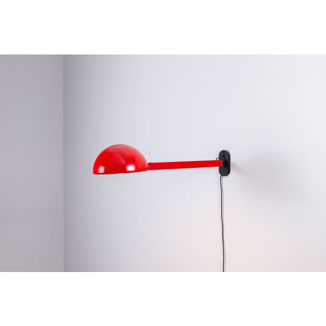 Postmodern Extendable Wall Lamp in Red Metal, 1970s For Sale - Image 4 of 14