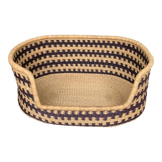 Handwoven Wicker Rattan Pet Dog Bed, Large For Sale