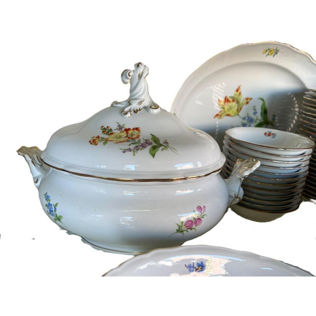 Porcelain Plate Set with Floral Decoration from Meissen Porcelain, 1990s For Sale - Image 6 of 15