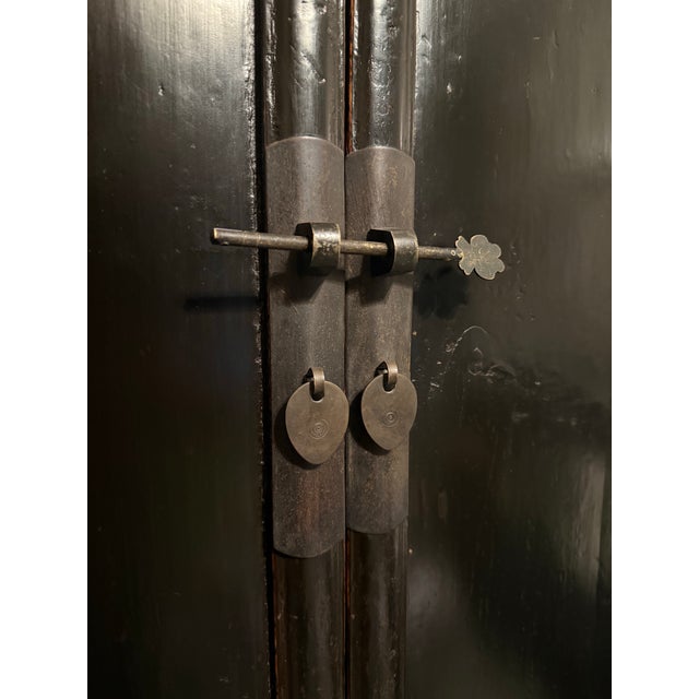 Wood Early 19th Century Chinese Black Lacquered Scholars Cabinet For Sale - Image 7 of 9