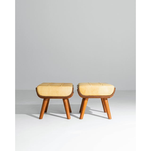 Italian 1960s Italian Exceptional Italian Ottomans - A Pair For Sale - Image 3 of 18