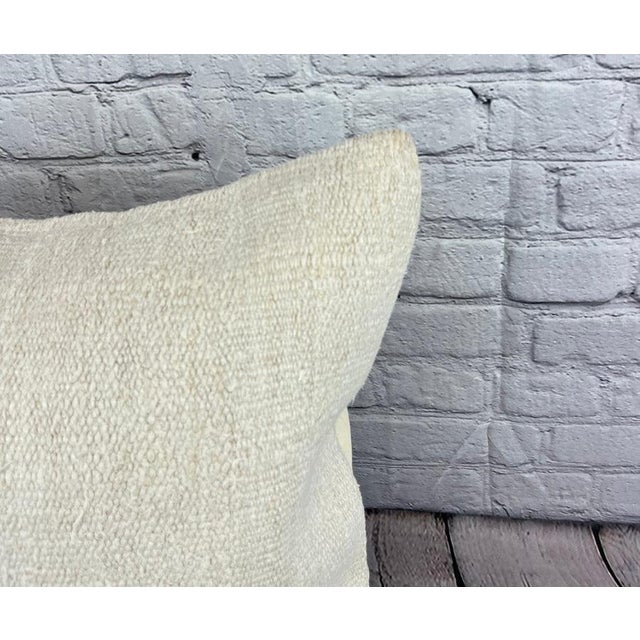 Turkish 20 x 20 Hemp Pillow Turkish Cushion Natural Grayish White Pillow Cushion Cover For Sale - Image 3 of 4