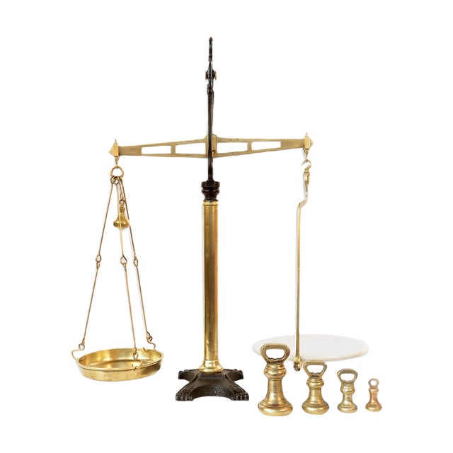 Hunt & Co English Scale, 1940s For Sale