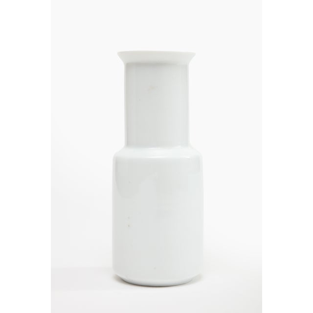 Mid-Century Modern Vintage Chinese Porcelain Vase, Signed For Sale - Image 3 of 8