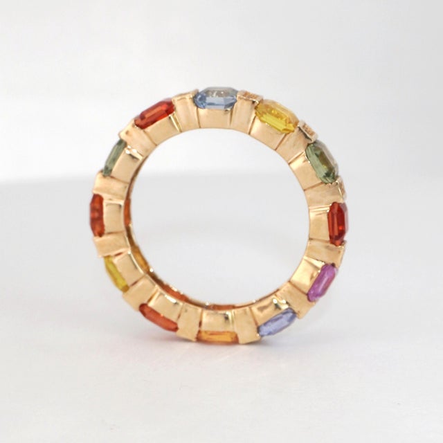 Contemporary 14k Gold Multi-Gemstone Ring With Asscher-Cut Sapphires For Sale - Image 3 of 18