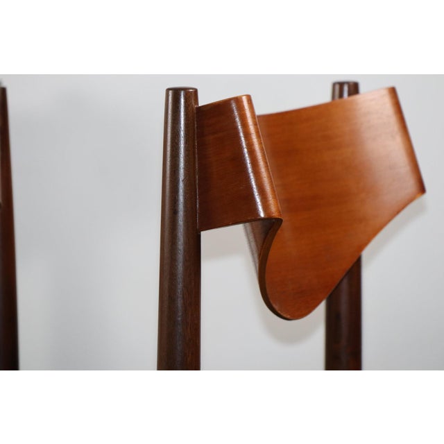 Chairs in Teak and Black Imitation Leather by Gianfranco Frattini, 1960s, Set of 6 For Sale - Image 15 of 18