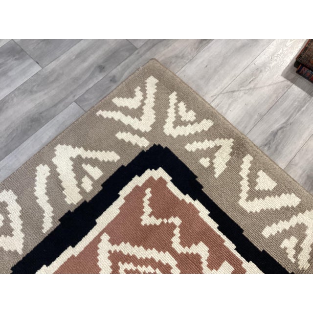 1930s 1930s Handwoven European Art Deco Rug 7'9" X 10'9" For Sale - Image 5 of 5