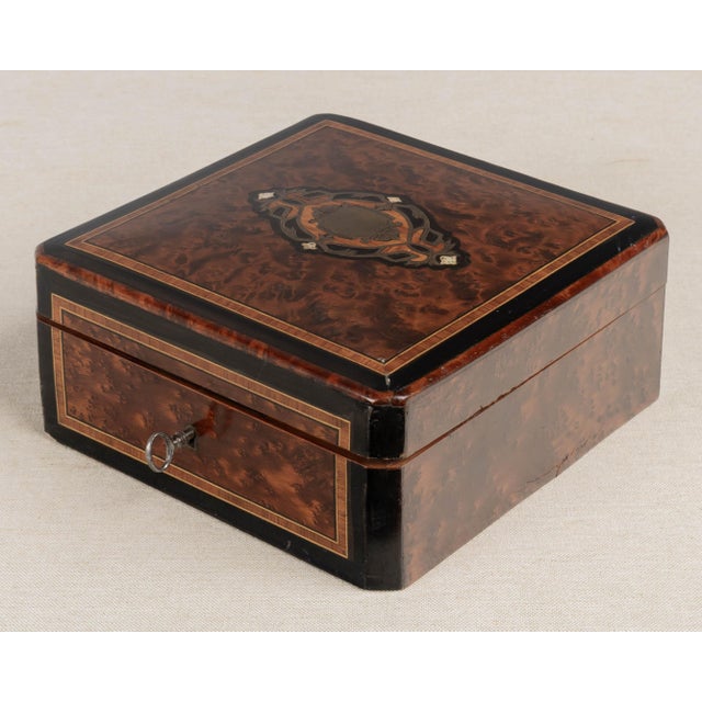 French 19th Century Napoleon III Marquetry Box, Mother of Pearl Inlay For Sale - Image 3 of 11