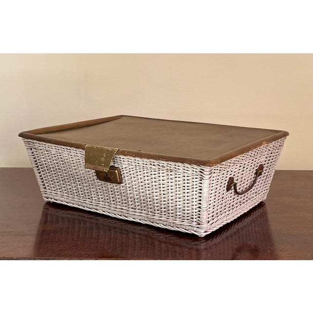 Early 20th Century Mark Cross Leather and Wicker Basket Sewing Box With Silk Lining For Sale In New York - Image 6 of 18