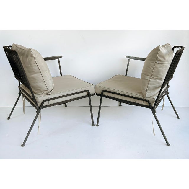 1950s 1950s Maurizio Tempestini Salterini Ribbon Back Wrought Iron Settee With New Cushions, Attributed For Sale - Image 5 of 9