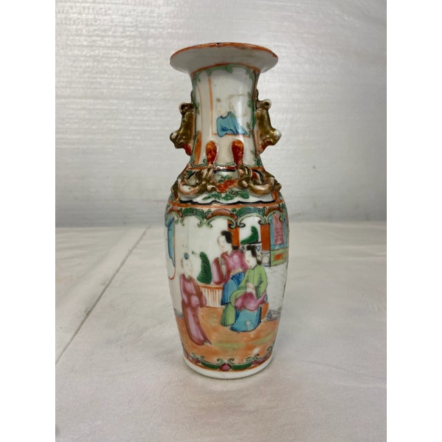 Small Chinese Rose Medallion Vase For Sale - Image 12 of 12