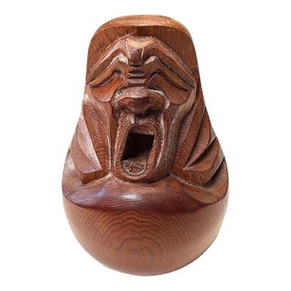 Vintage Japanese Yawning Daruma Bodhidharma 4" Hand Carved Wood Akubi Figure For Sale